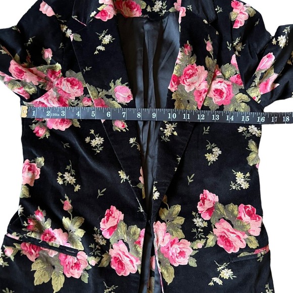 Lulu's Ark & Co Rhapsody in Bloom Floral Black Velvet Blazer Fitted Jacket Small - Picture 9 of 17